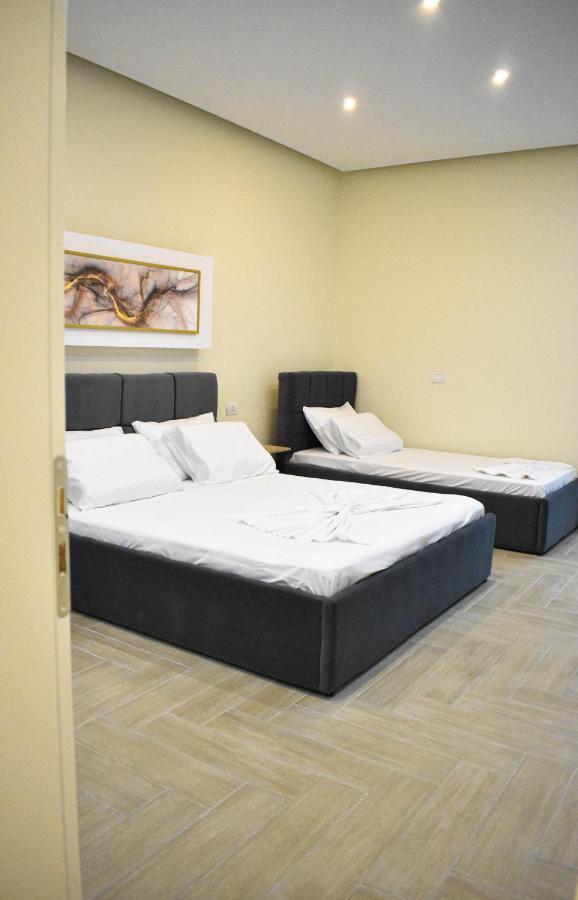 Delmar Apartments Голем Екстер'єр фото